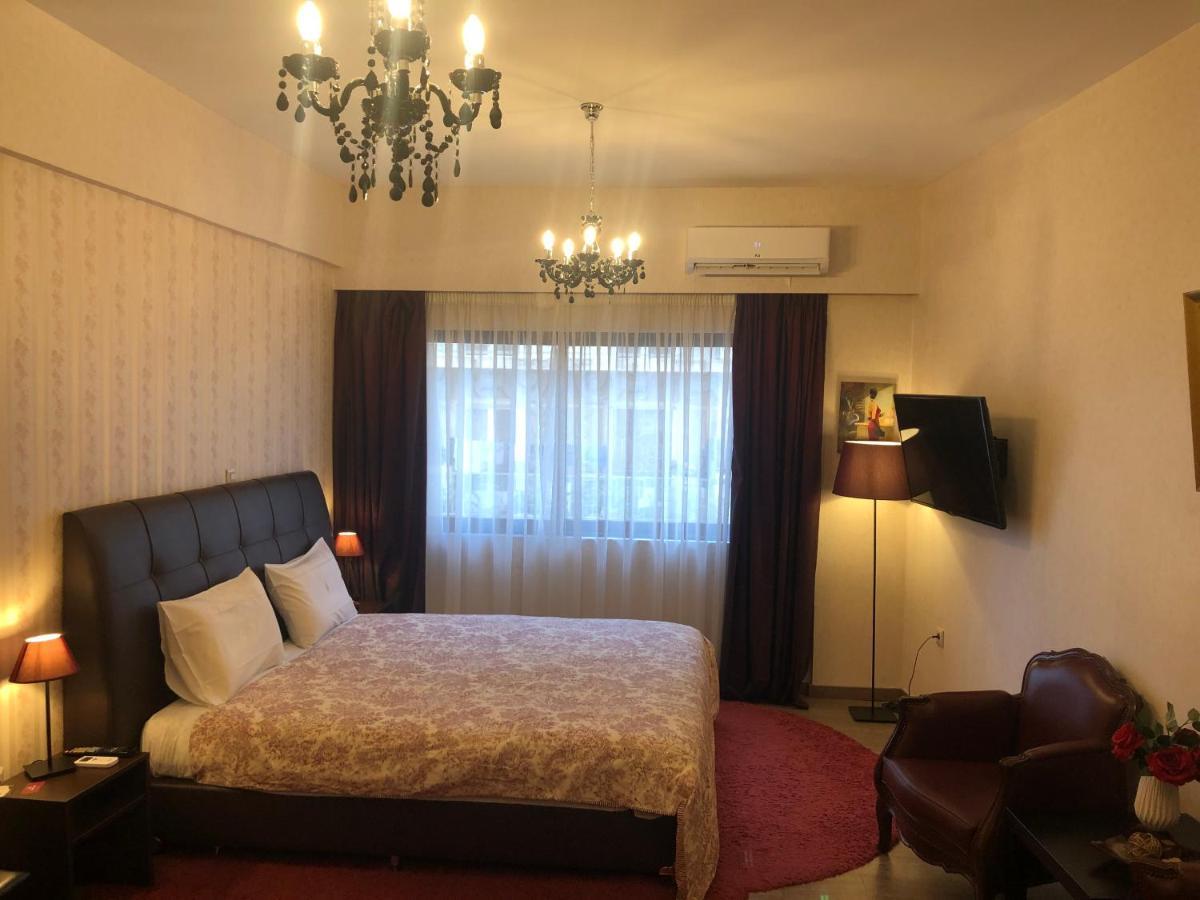 Margarita'S Suites Athena Bagian luar foto