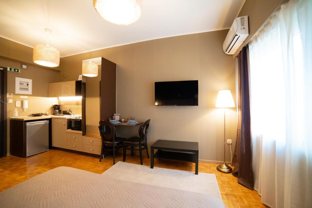 Margarita'S Suites Athena Bagian luar foto