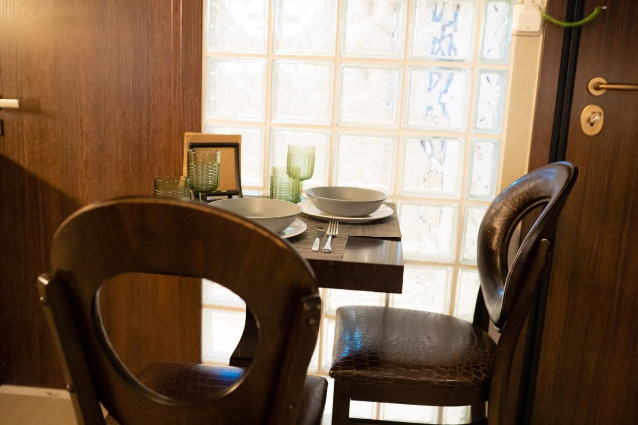Margarita'S Suites Athena Bagian luar foto
