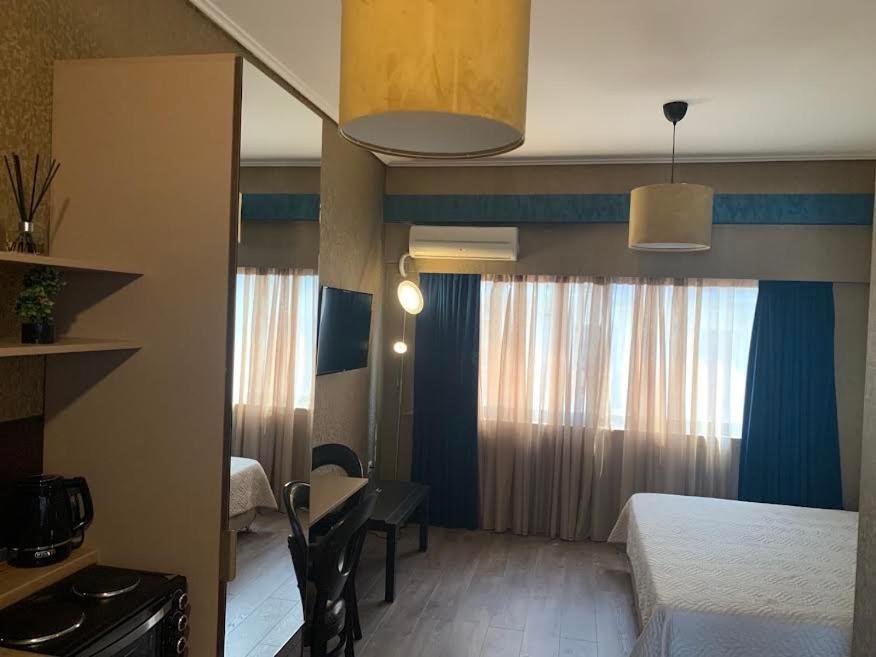 Margarita'S Suites Athena Bagian luar foto