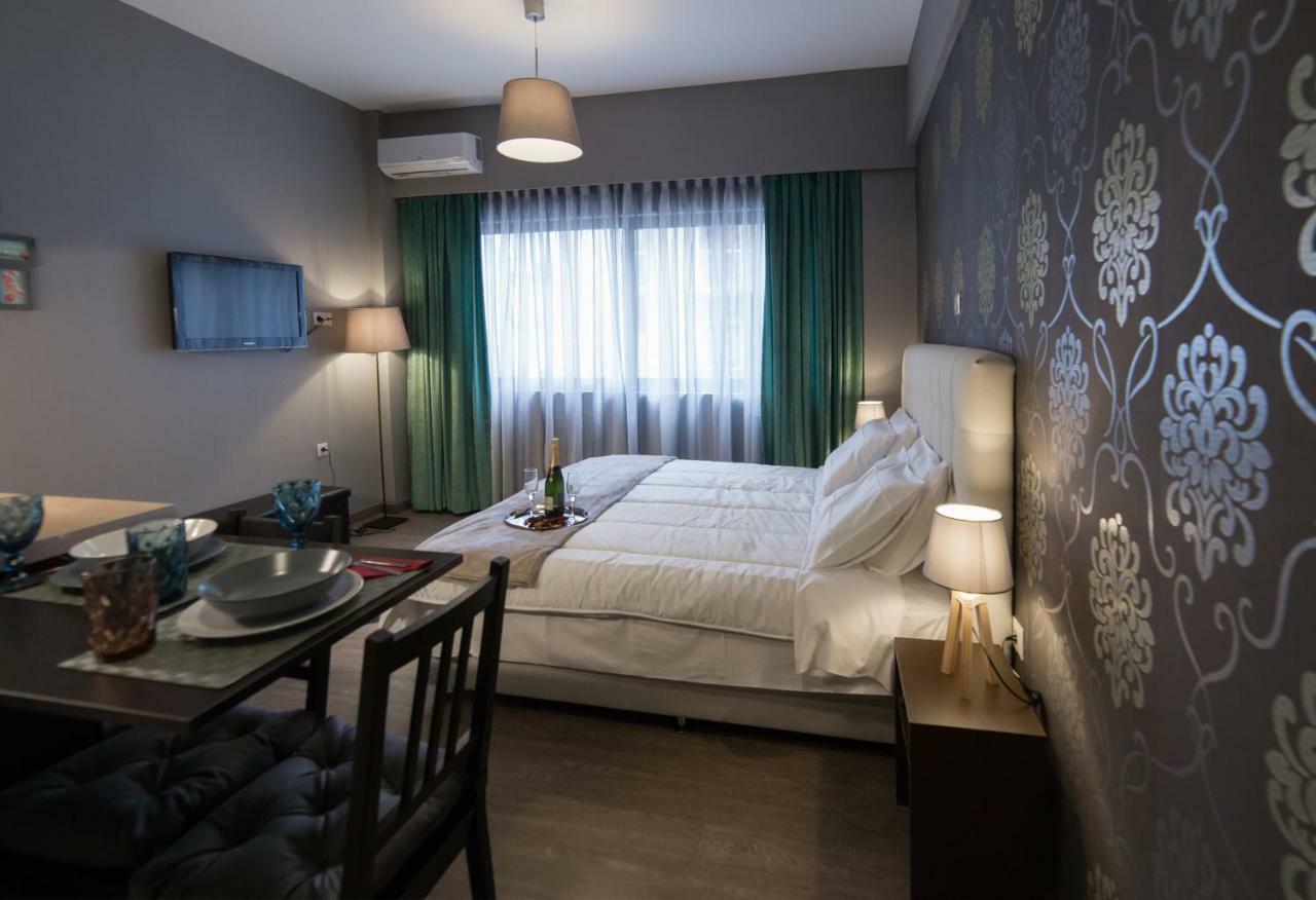 Margarita'S Suites Athena Bagian luar foto