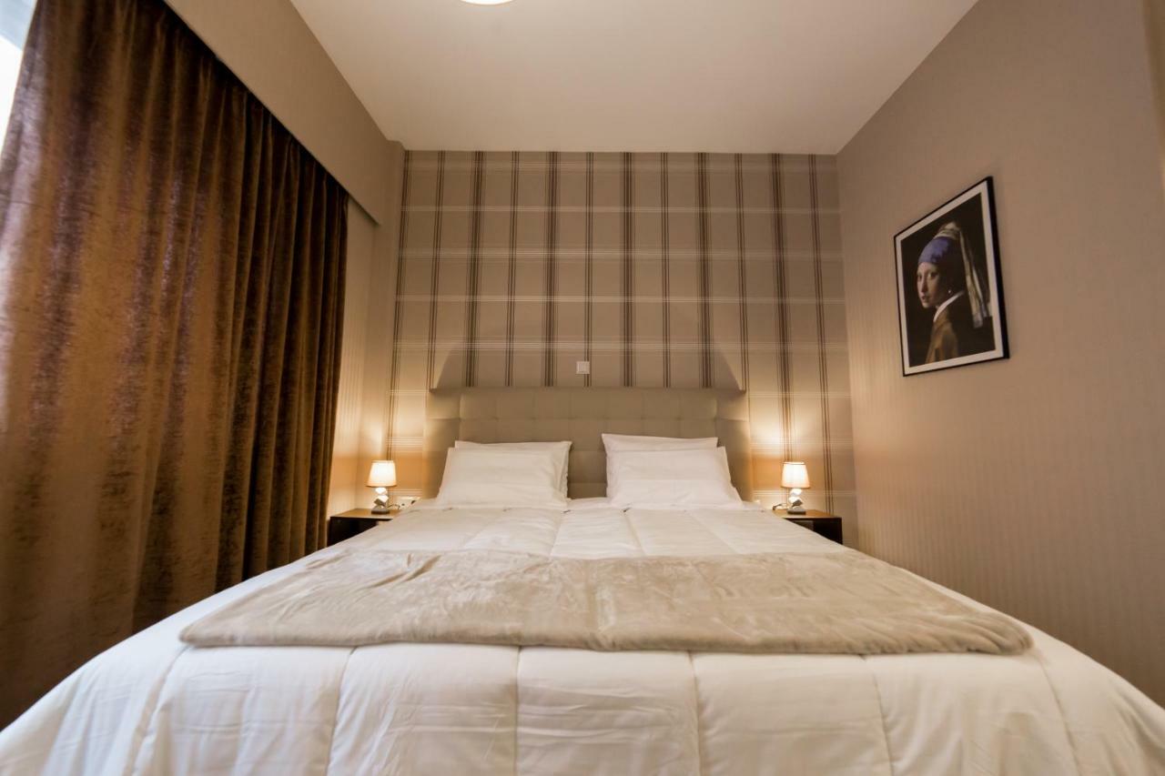 Margarita'S Suites Athena Bagian luar foto